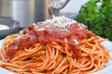 Espaguetis italianos simples