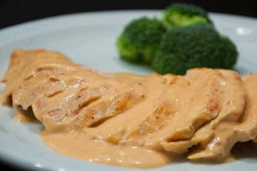 Pechugas de pollo en salsa chipotle