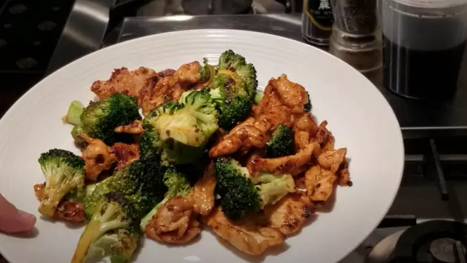 Pollo con brócoli